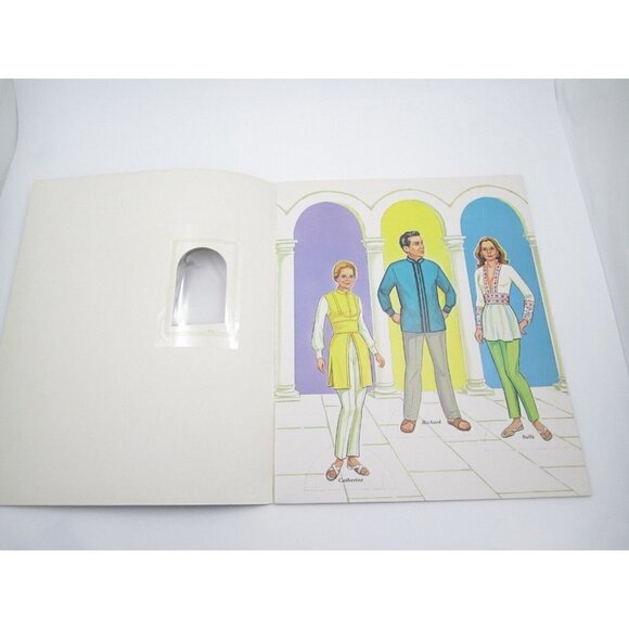 Vtg Inspired by Ross Hunter Uncut Lost Horizon Paper Doll Book (Made in USA) - Picture 6 of 9